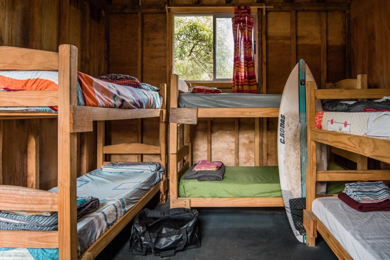 Compay Hostel Punta Del Diablo Rum bild