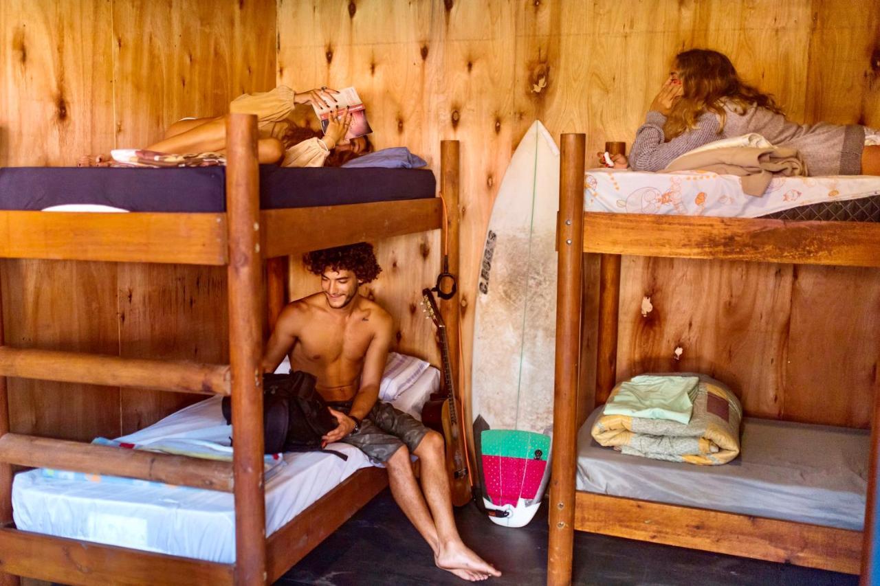 Compay Hostel Punta Del Diablo Rum bild